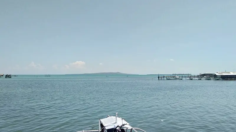 Calm sea off Guiuan looking toward Manicani Island