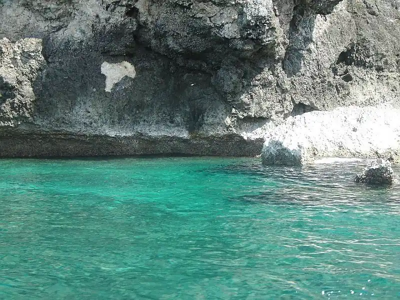 The Tres Reyes Islands off Gasan